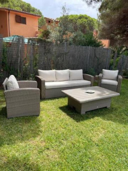 Zaffiro Casa Vacanze Al Mare Valledoria  Eksteriør billede
