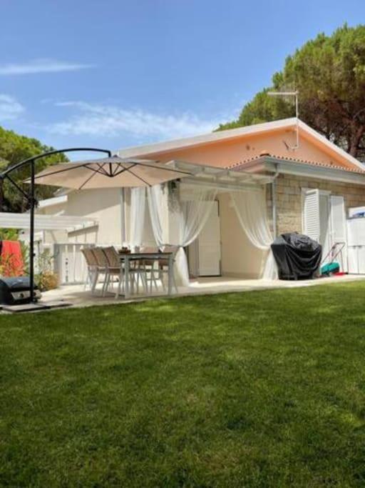 Zaffiro Casa Vacanze Al Mare Valledoria  Eksteriør billede