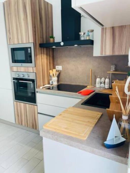 Zaffiro Casa Vacanze Al Mare Valledoria  Eksteriør billede