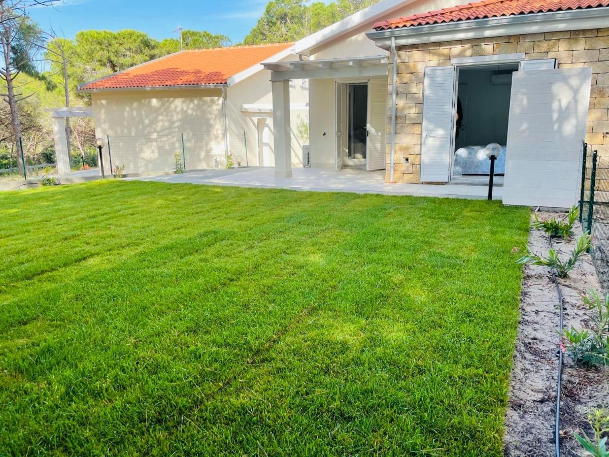 Zaffiro Casa Vacanze Al Mare Valledoria  Eksteriør billede